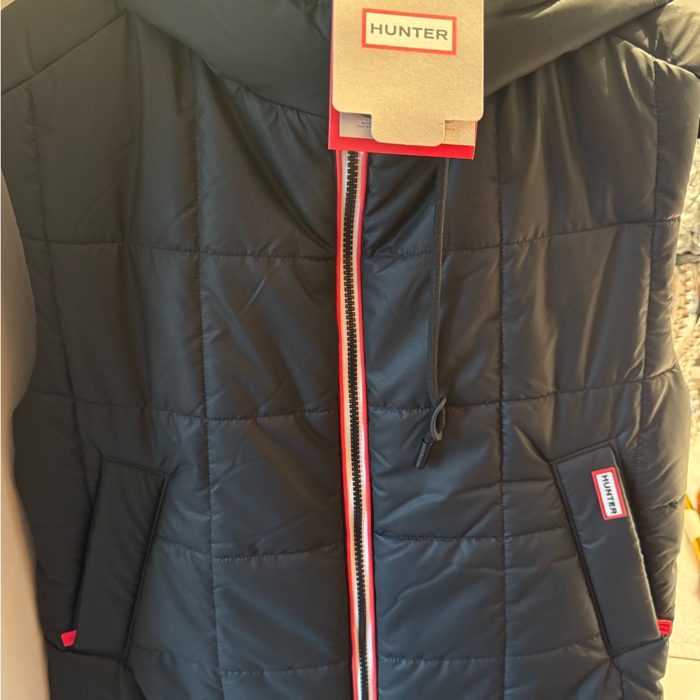 Hunter Black Quilted Vest with Red Trim